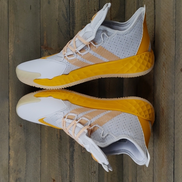 adidas SM Pro Boost Low Men's Basketball Shoes White Yellow - Picture 8 of 11